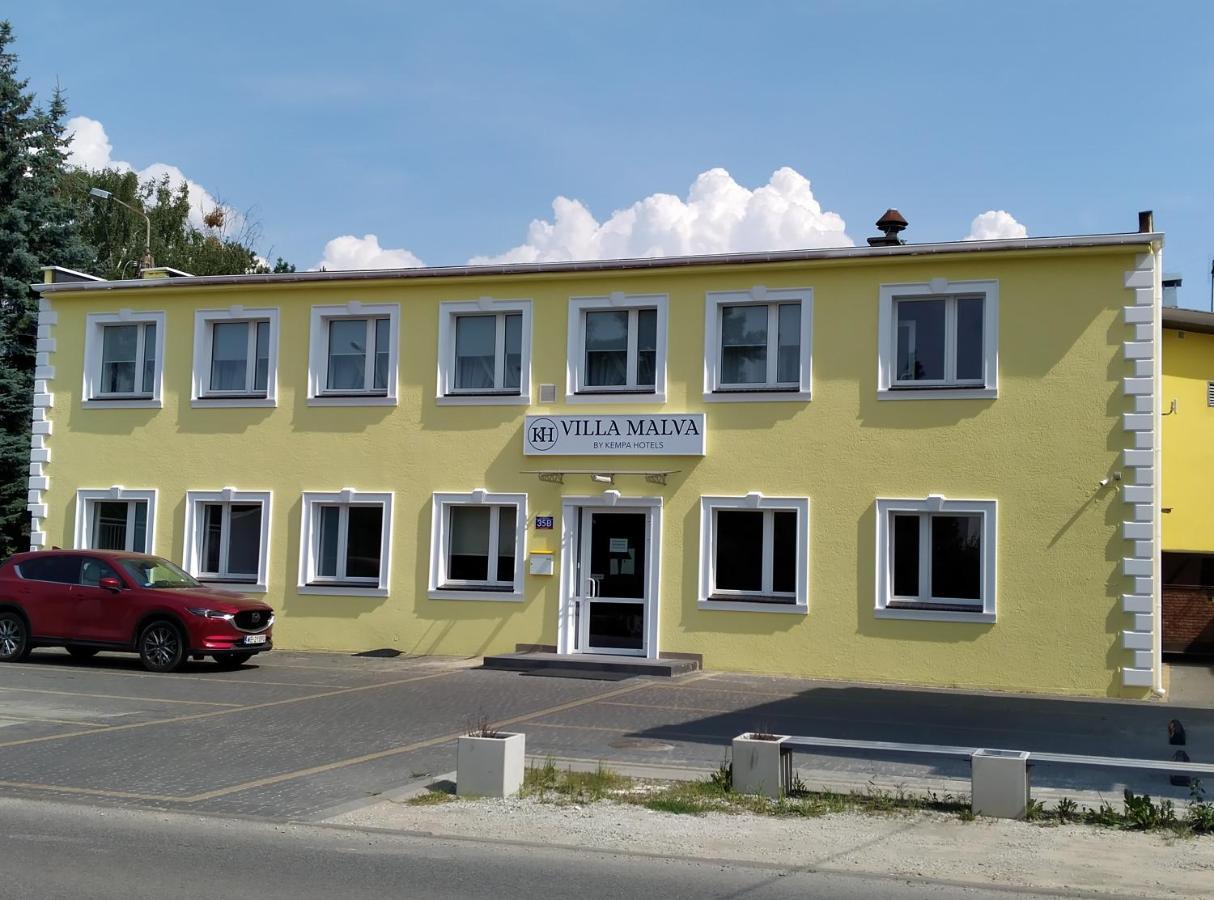 Łomianki Villa Malva المظهر الخارجي الصورة