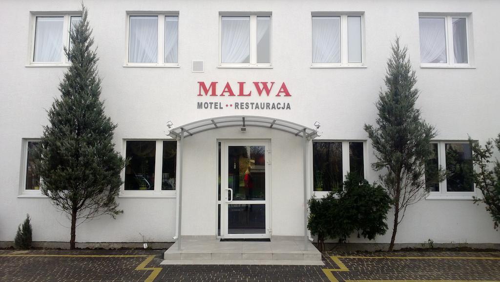 Łomianki Villa Malva المظهر الخارجي الصورة